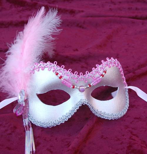 (image for) Victoria Silver/Pink Feather Mask Themed Parties LauraLucci Collection U753